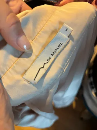 Gabardina corta seda beige Talla L