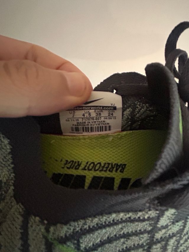 Zapatillas Nike Running Grises y Verdes