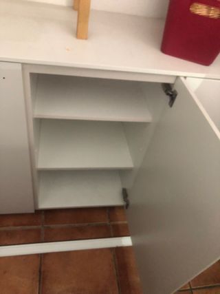 Armario mostrador de madera para tienda