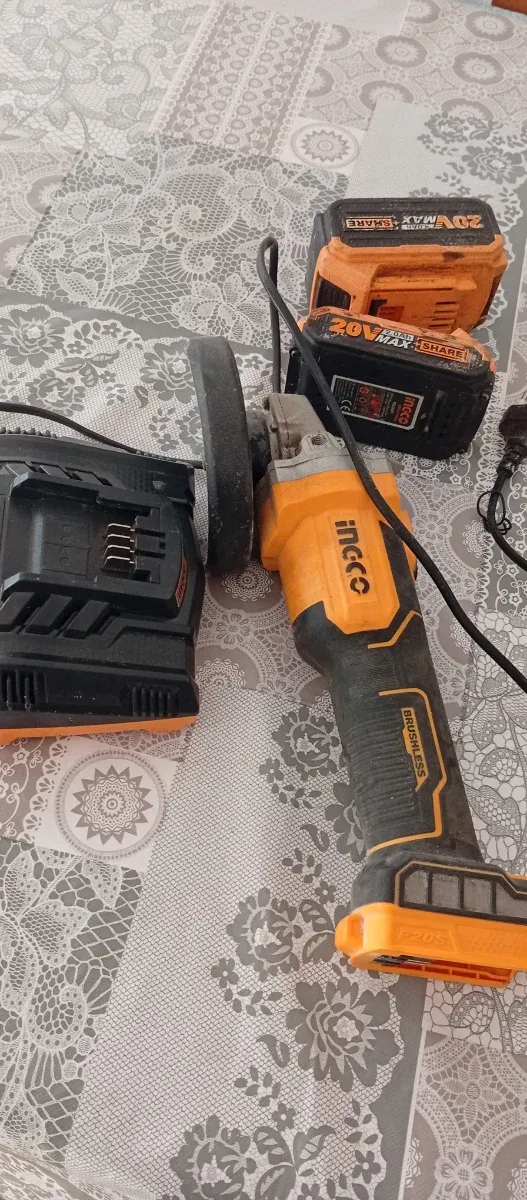 Amoladora Angular a Batería INCO