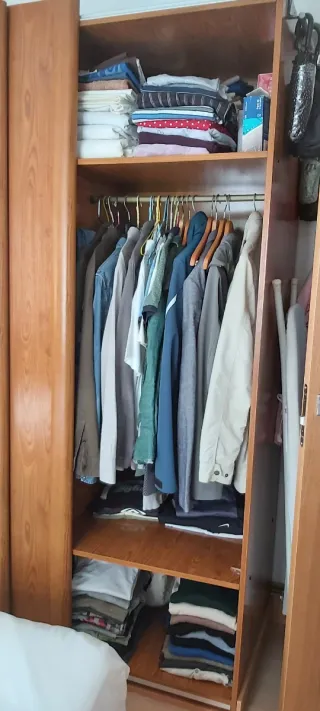 Dormitorio completo con cama y canape abatible.