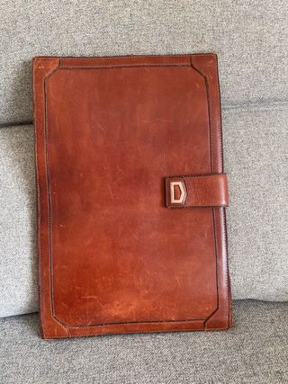 Carpeta de cuero auténtico