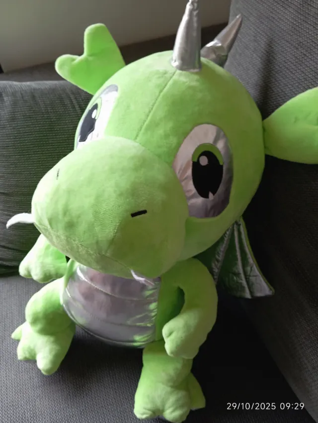 Peluche Dragón Verde Brillantez