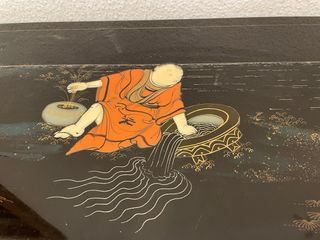 Mueble oriental lacado artesanal