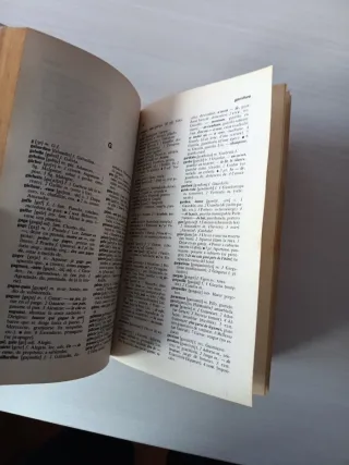 Diccionario vox esencial frances-español, españ...