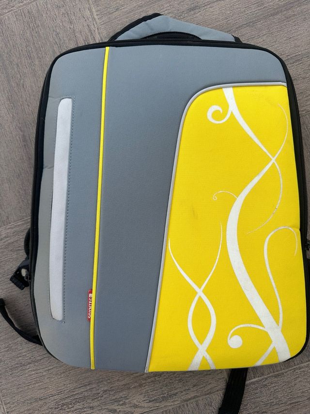 Mochila SOYTEC para portátil, ordenador o tablet