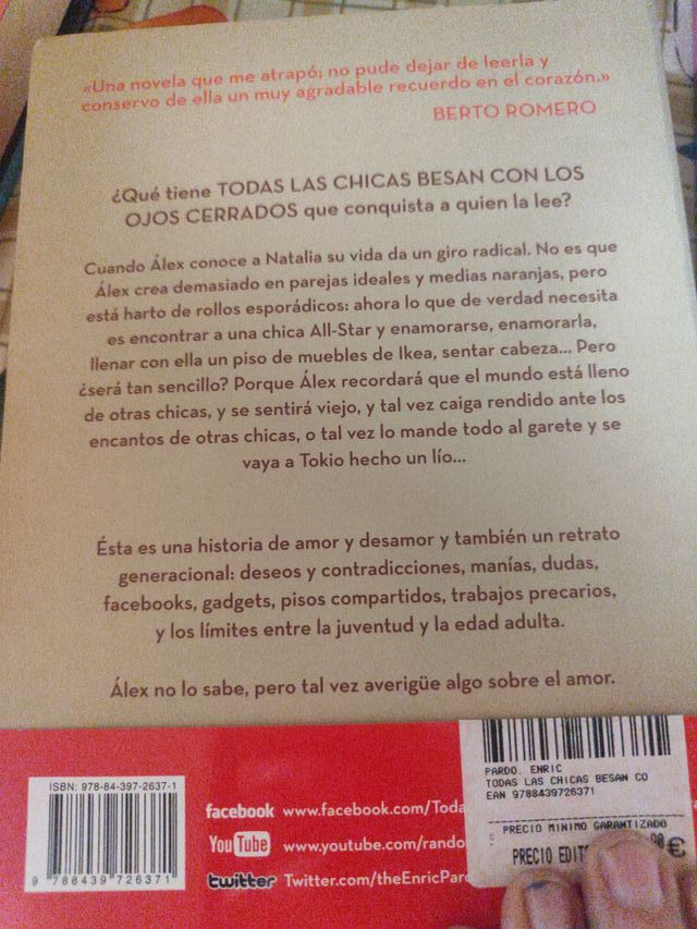 Todas las chicas besan con los ojos cerrados (S...