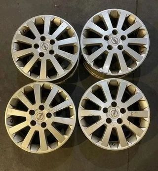 OPEL RADIO 16 5 TORNILLOS JUEGO DE LLANTAS USADAS