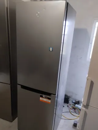 Nevera INDESIT