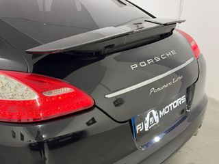 PORSCHE Panamera 4.8 Turbo PDK