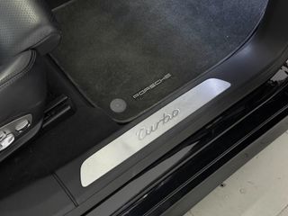 PORSCHE Panamera 4.8 Turbo PDK