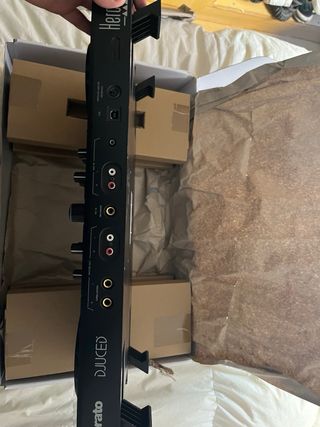 Hercules DJControl Inpulse 500 Mesa Mezclas