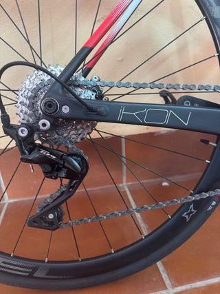 Bicicleta de carretera Olympia de carbono