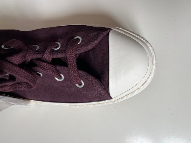 Converse plataforma morado y blanco de ante 