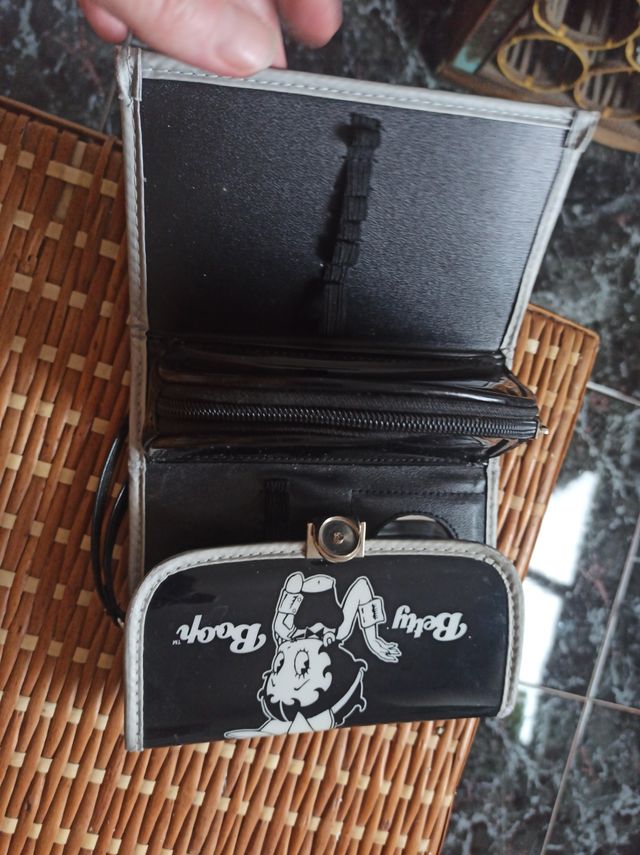 Neceser Betty Boop Negro y Plateado