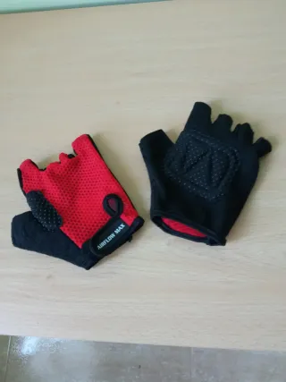 Accesorios Ciclismo: Guantes, Gafas, Candado