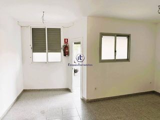 Local comercial en alquiler en Els Pins en Blanes