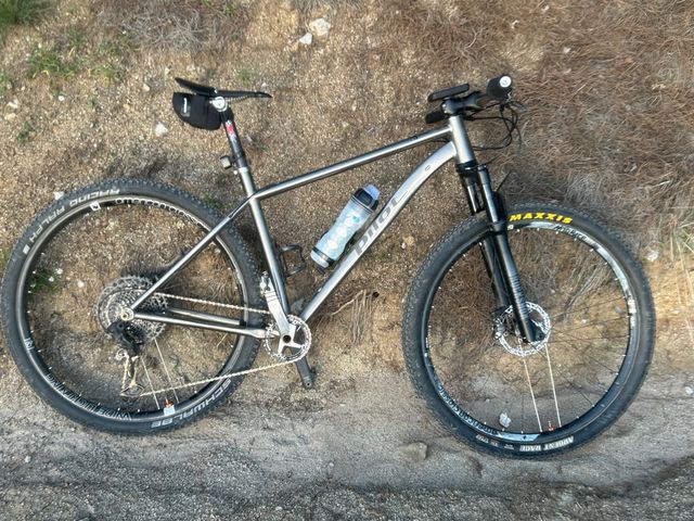 Bicicleta Montaña Titanio Pilot M/L de segunda mano por EUR