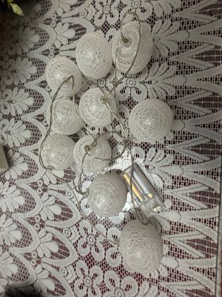 Luces decorativas bolas Navidad salón