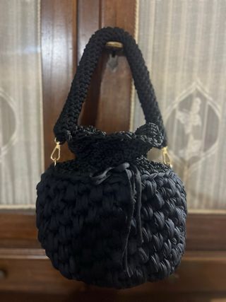 Borsetta fatta a mano nera