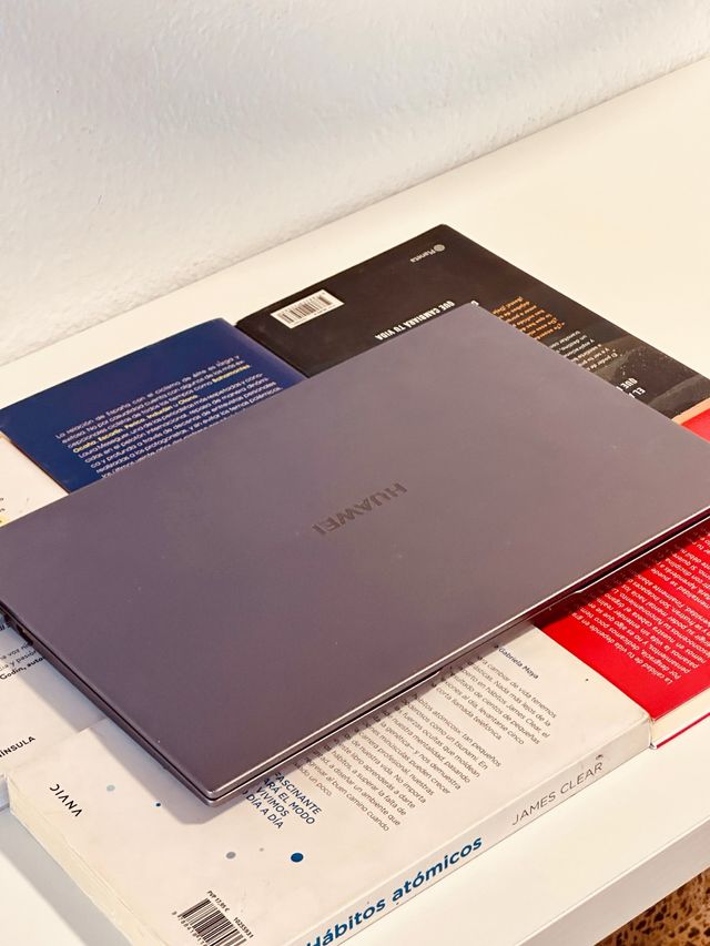 Ordenador Huawei Gris