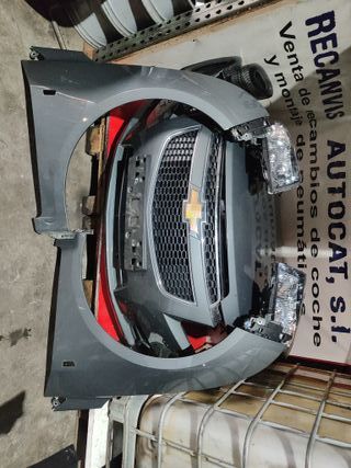 Frontal Chevrolet Cruze Gris