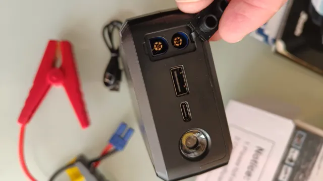 Arrancador Coche 12V, 600-2000A Nuevo