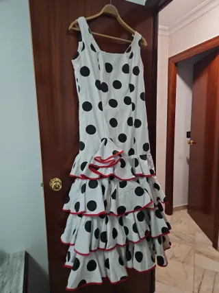 Traje Flamenca Lunares Feria