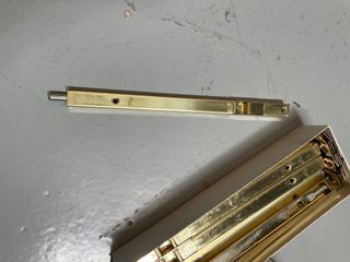 Pasador Vertical Mod.360 Latón