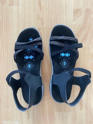 Sandalias trekking mujer negras multicolor