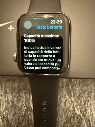 Apple Watch S4 Nike 40mm Grigio Siderale