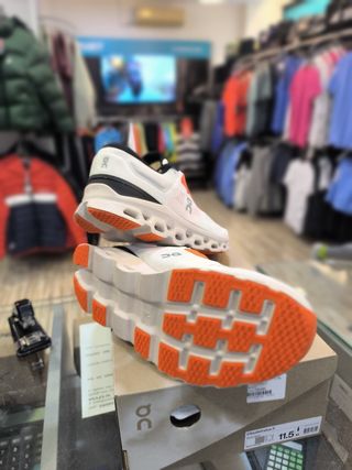 On CloudStratus 3 Zapatillas Running Hombre 45