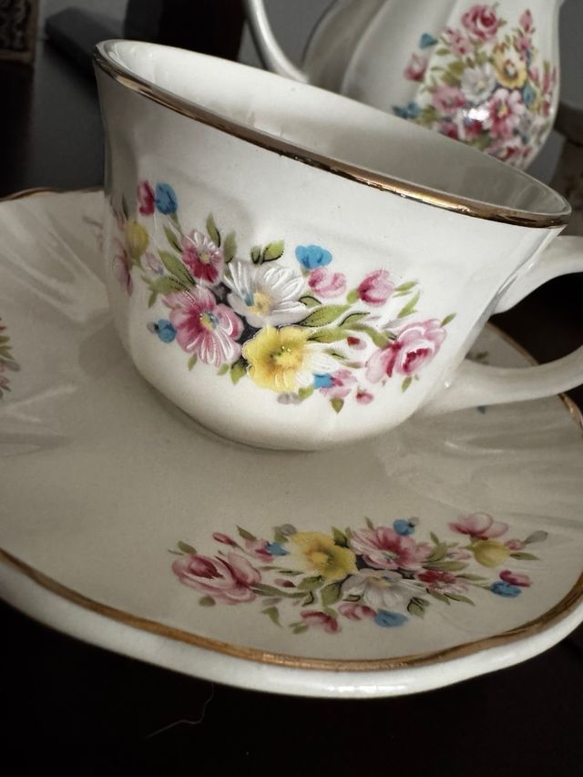 7 Juegos de café Chamberlain porcelana. Coleccion