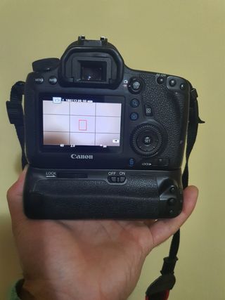 Canon Eos 6d + 50mm f1.8 + Battery Grip