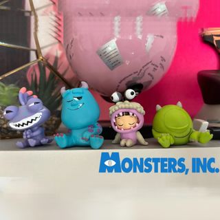 Set Muñecos Monstruos S.A.