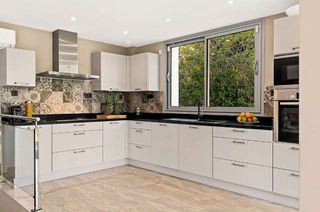 Chalet en alquiler en Los Naranjos - Las Brisas en Marbella