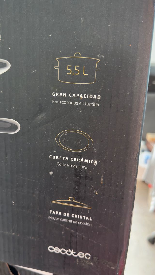 Pentola a cottura lenta Cecotec ChupChup 5,5 litri aperto e