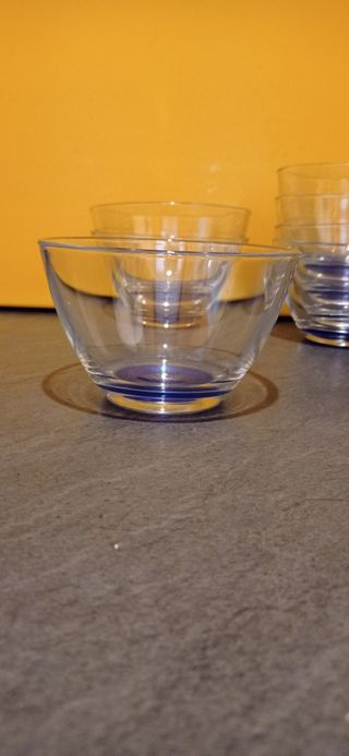 Set 7 ciotole/coppette vetro base blu