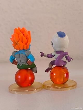 SET DI 2 STATUETTE DI DRAGON BALL Z CHARA PUCHI - REFRIGERATORE