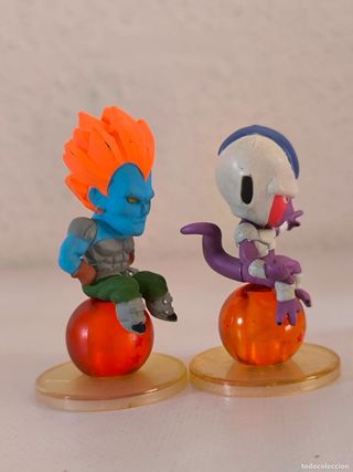 SET DI 2 STATUETTE DI DRAGON BALL Z CHARA PUCHI - REFRIGERATORE