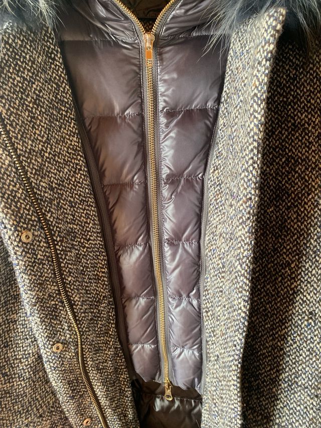 Giubbotto donna con cappuccio in pelliccia