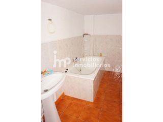 Local comercial en venta en Camino Viejo de Málaga en Vélez-Málaga