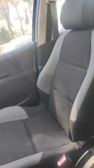 Peugeot 207 1.4 Gasolina 65CV 123.000 Km