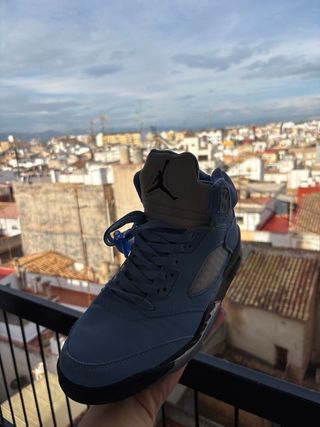 Jordan 5 University Blue