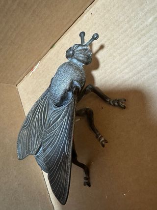 Mosca decorativa in metallo