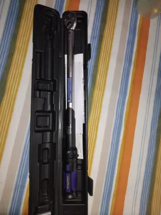 Llave dinamométrica  40-210 Nm