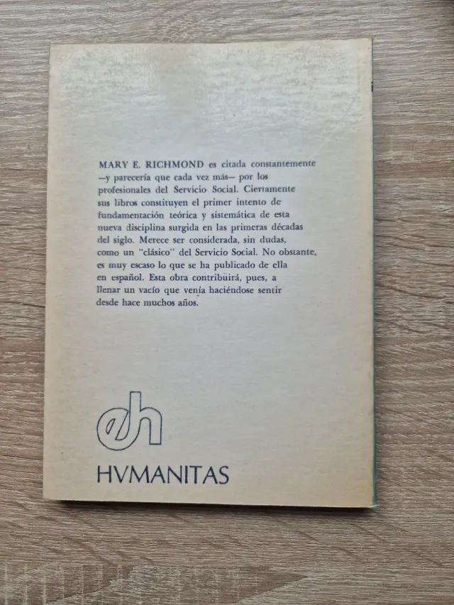 Libro caso social individual Mary E. Richmond