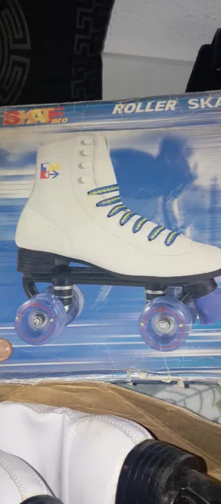 Patines blancos talla 37 usados pero conservados