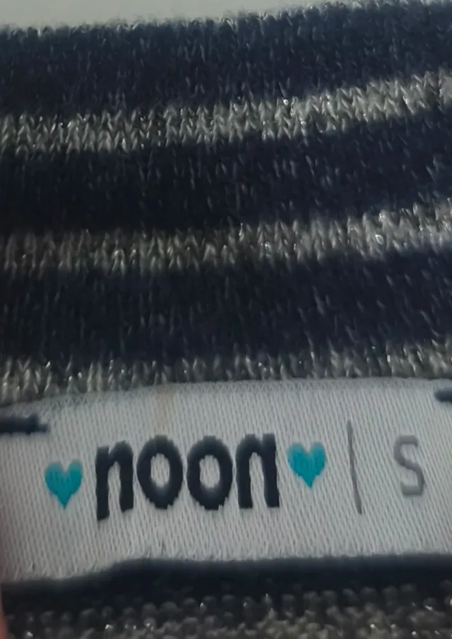 Jersey Noon hombros descubiertos rayas