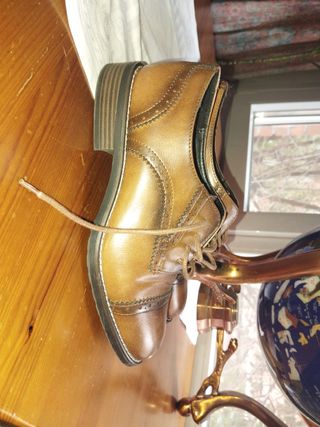 Zapatos de cordones marrones